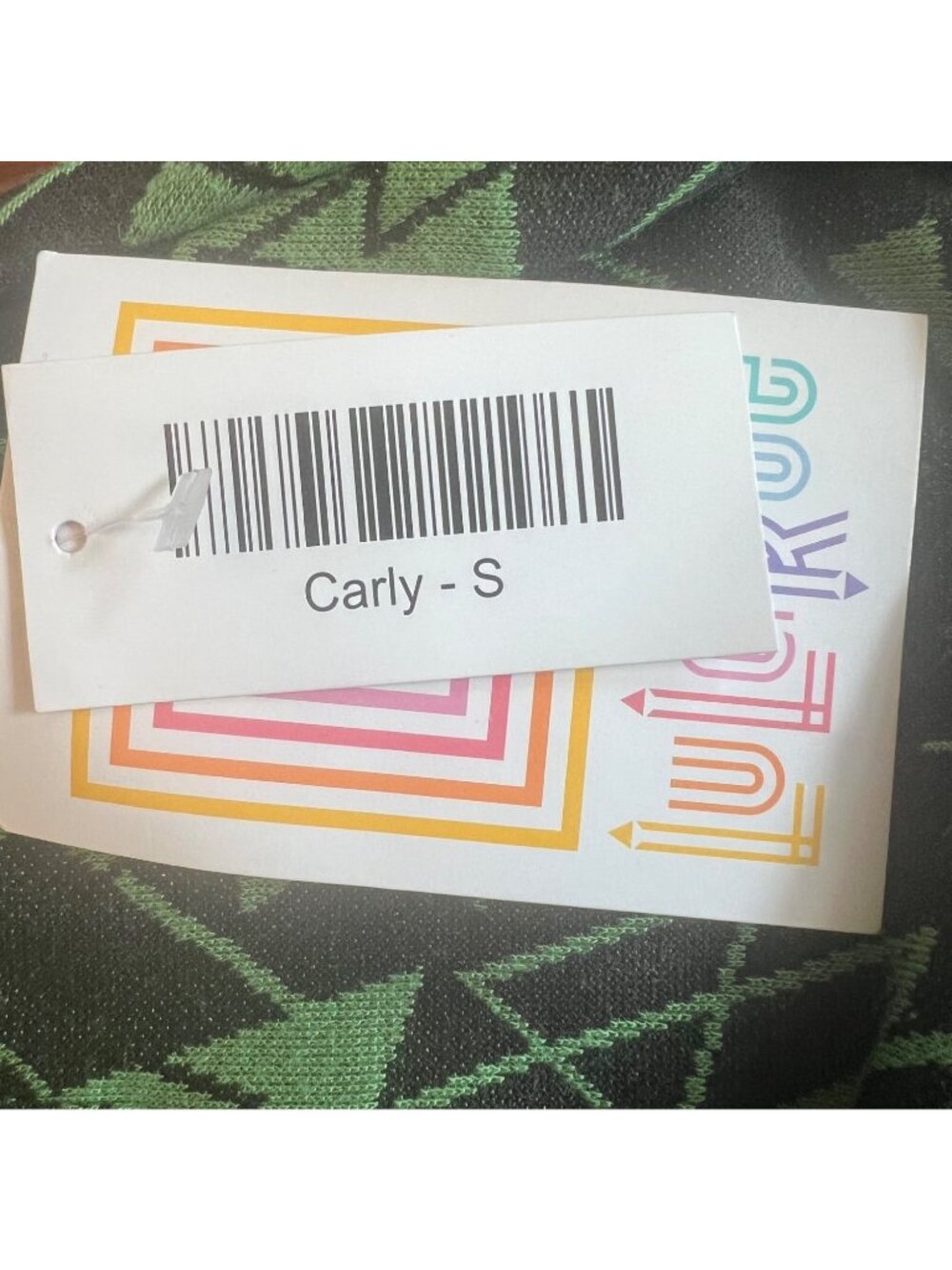 Lularoe Carly Geometric Print Green & Black Short Sleeve Dress Small - Picture 13 of 15